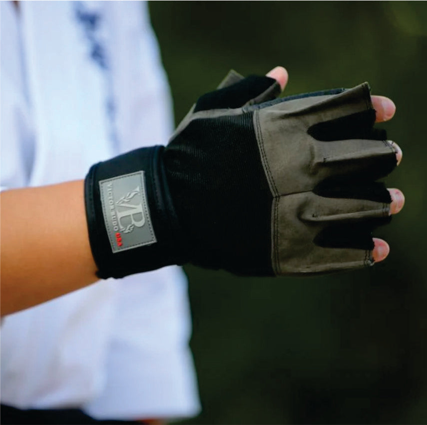 WOMEN AND MEN'S WEIGHT LIFTING GLOVES WITH EXCELLENT GRIP